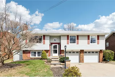 137 Conneaut Dr, Pittsburgh, PA 15239 - Photo 1