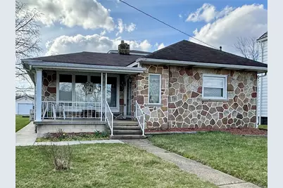 1004 Poe St, Vandergrift, PA 15690 - Photo 1