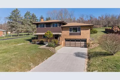 830 Scenic Dr, North Franklin Township, PA 15301 - Photo 1