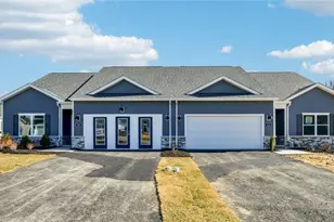 3043 Audrey Dr, Hempfield Township, PA 15601 - Photo 1