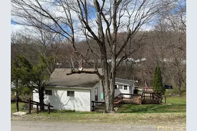 303 Margaret Ave, Evans City, PA 16033 - Photo 1