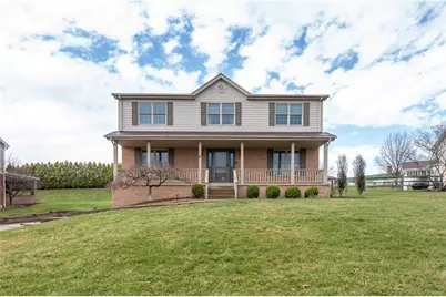 1032 Calmar Dr, Jeannette, PA 15644 - Photo 1