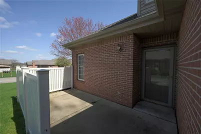 122 Crosswynds Dr, Chippewa Township, PA 15010 - Photo 1