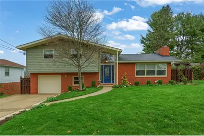 116 Beacon Hill Drive, Moon/Crescent Twp, PA 15108 - Photo 1