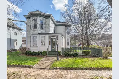 1100 Washington Ave, Monaca, PA 15061 - Photo 1