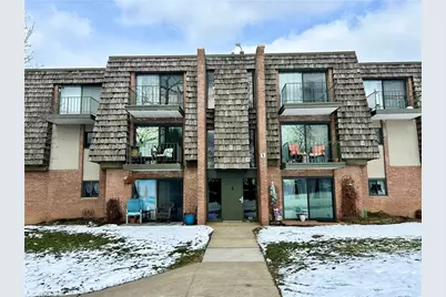 535 Forest Green Dr, Moon/Crescent Twp, PA 15108 - Photo 1