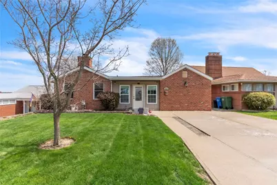 4207 Greenridge Rd, Pittsburgh, PA 15234 - Photo 1