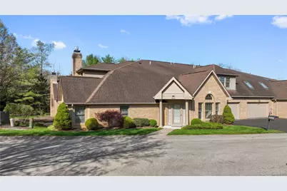 320 Village Green Dr, Peters Township, PA 15317 - Photo 1