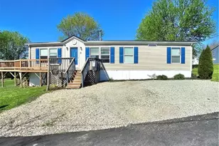 31 Kyle Ave, Fairchance, PA 15436 - Photo 1