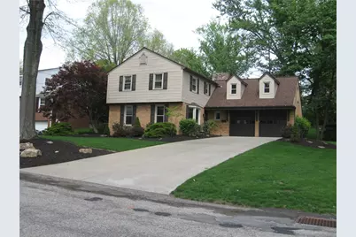 1333 Plantation Dr, Bethel Park, PA 15102 - Photo 1