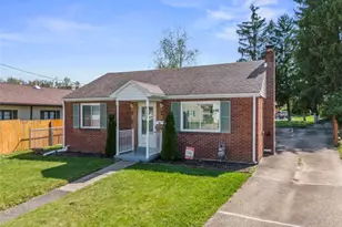 529 Pennsylvania Blvd, Jeannette, PA 15644 - Photo 1