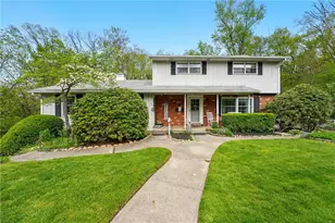 102 Endress Dr, Zelienople, PA 16063 - Photo 1