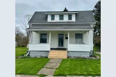 208 Franklin Pl, Grove City Boro, PA 16127 - Photo 1