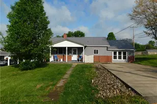 140 Center Ave, Uniontown, PA 15401 - Photo 1