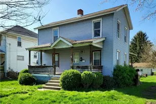 828 W Ridge Ave, Sharpsville, PA 16150 - Photo 1