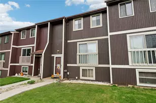 207 Parkwood Dr, Cranberry Township, PA 16066 - Photo 1