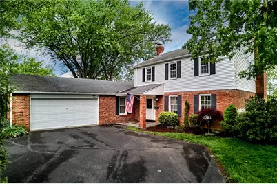 2446 Pin Oak Pl, Green Tree, PA 15220 - Photo 1