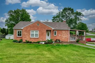 1814 Roosevelt Rd, Ohio Township, PA 15143 - Photo 1