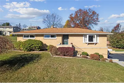 15 McLaughlin Dr, Hempfield Township, PA 15601 - Photo 1