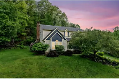 2622 Timberglen Dr, Pittsburgh, PA 15090 - Photo 1