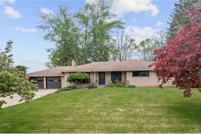 624 Morningstar Dr, Franklin Township, PA 16117 - Photo 1