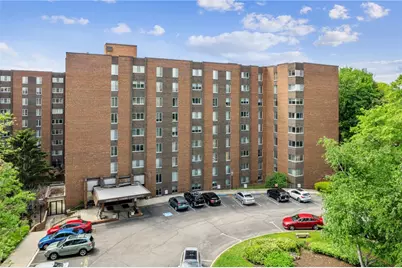 5 Bayard Rd #212, Pittsburgh, PA 15213 - Photo 1