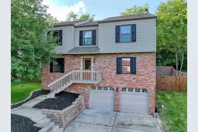 529 Cresthaven Dr, Pittsburgh, PA 15239 - Photo 1