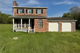 18 Finnin Rd, Allegheny Township, PA 15068 - Photo 1