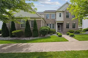 821 Westminster Ln, Cranberry Township, PA 16066 - Photo 1