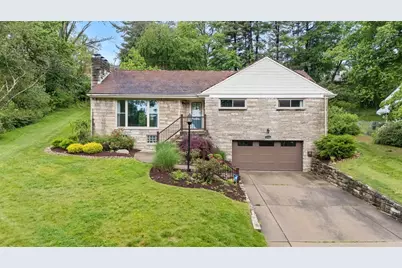 1146 Lakemont Dr, Pittsburgh, PA 15243 - Photo 1