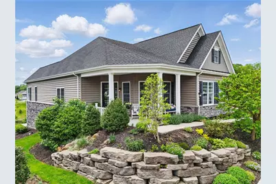 245 Jefferson Ln, Cranberry Township, PA 16066 - Photo 1