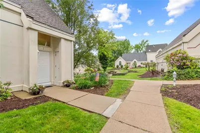 7 Ridgemead Fields Drive, Pittsburgh, PA 15147 - Photo 1