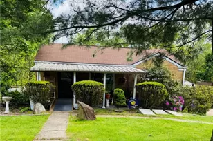 389 Beech Rd, Pittsburgh, PA 15239 - Photo 1