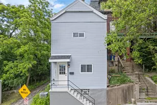5437 Rosetta St, Pittsburgh, PA 15206 - Photo 1