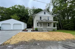 23 Columbia Pk, Hempfield Township, PA 16125 - Photo 1