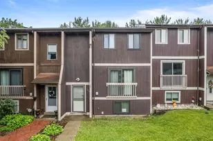 203 Parkwood Dr, Cranberry Township, PA 16066 - Photo 1