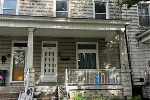 7027 Blackhawk St, Pittsburgh, PA 15218 - Photo 1