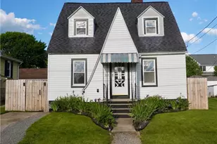 308 E Hazen Ave, Ellport, PA 16117 - Photo 1