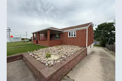 201 Lebanon Manor Dr, West Mifflin, PA 15122 - Photo 1