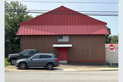 620 Saint Clair Ave, Clairton, PA 15025 - Photo 1