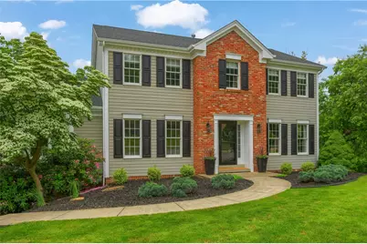 814 Graywyck Dr, Seven Fields Boro, PA 16046 - Photo 1