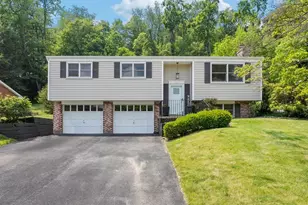 2925 Albine Dr, Pittsburgh, PA 15116 - Photo 1