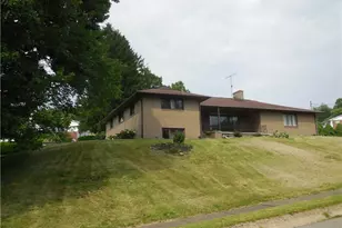 1118 Fairlane Dr, Hopewell Township, PA 15001 - Photo 1