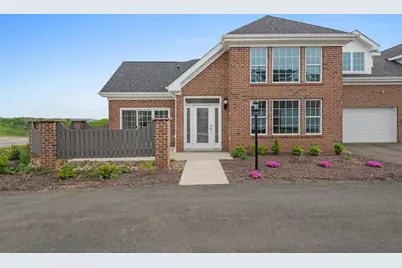 1554 NW Parkwood Pointe Dr, Moon/Crescent Twp, PA 15046 - Photo 1
