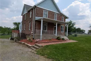 306 Brownsdale Rd, Penn Township, PA 16002 - Photo 1