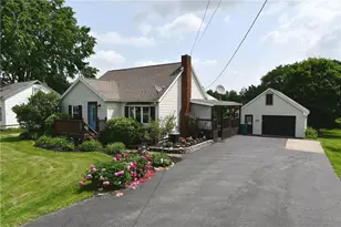 794 Mercer Rd, Center Township, PA 16001 - Photo 1