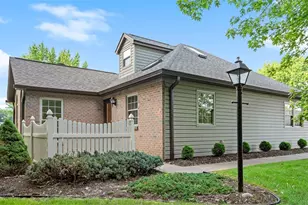 103 Cambridge Ct, Springdale Township, PA 15049 - Photo 1