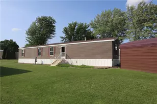 143 Knobvue Dr, New Sewickley Township, PA 15042 - Photo 1