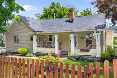 1209 1/2 Vance Ave, Coraopolis, PA 15108 - Photo 1