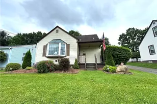 514 E Hazelcroft Ave, New Castle, PA 16105 - Photo 1